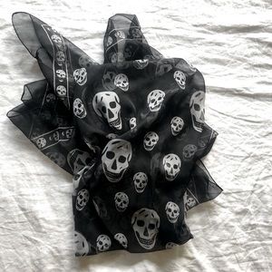 Alexander McQueen Skull Crepe Scarf